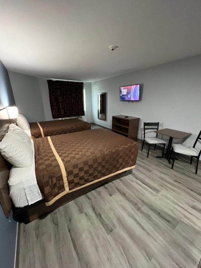 Relax Inn Ченелвью Екстер'єр фото